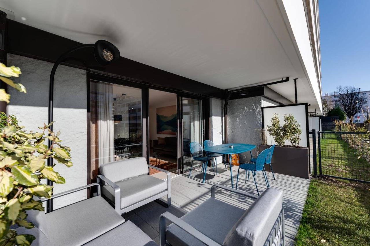 Le Reposoir - New 2 Bedroom Apartment With Terrace & Garage 阿讷西 外观 照片