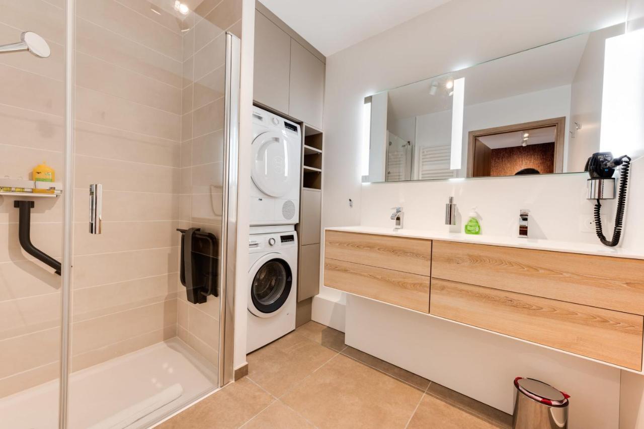 Le Reposoir - New 2 Bedroom Apartment With Terrace & Garage 阿讷西 外观 照片
